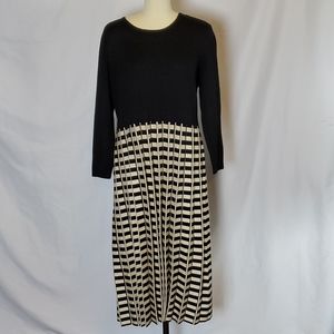 C est 1946 black knit dress pleated skirt, L